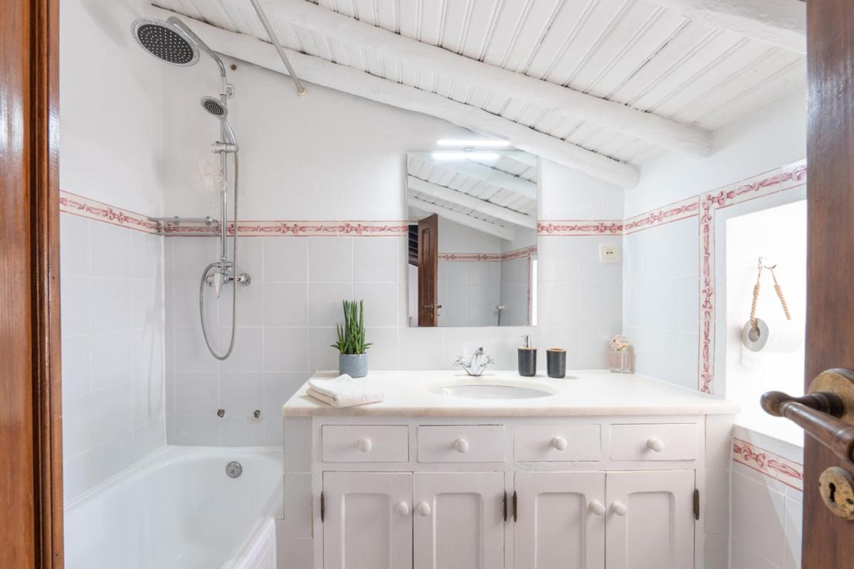 Casa Carina Espiche Bed & Breakfast Luaran gambar